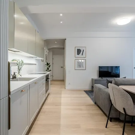 Apartamento Domillion 3bdr 2 Baths Bright&spacious P99