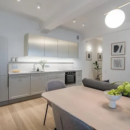 Apartamento Domillion 3bdr 2 Baths Bright&spacious P99 *