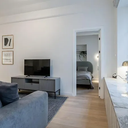 דירה Domillion 3bdr 2 Baths Bright And Spacious P99 *