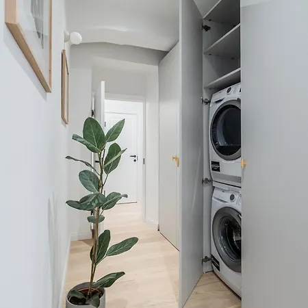 Domillion 3bdr 2 Baths Bright&spacious P99 Apartamento